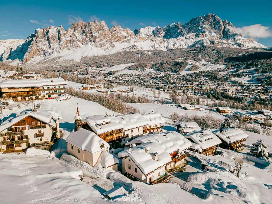 Cortina