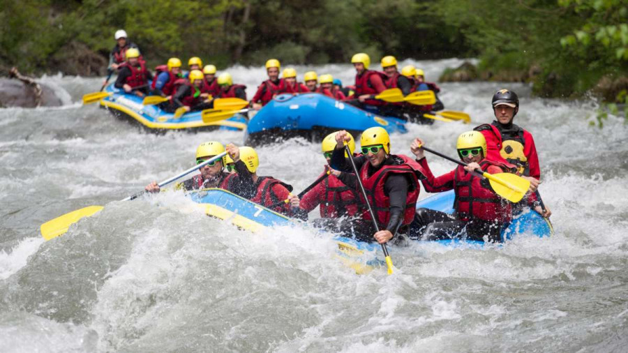 Rafting-on-the-Doron-de-Bozel-river-Ski-Holiday-In-Courchevel