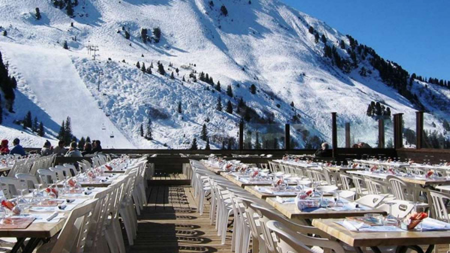 Le-Bouc-Blanc-Ski-Holiday-In-Courchevel